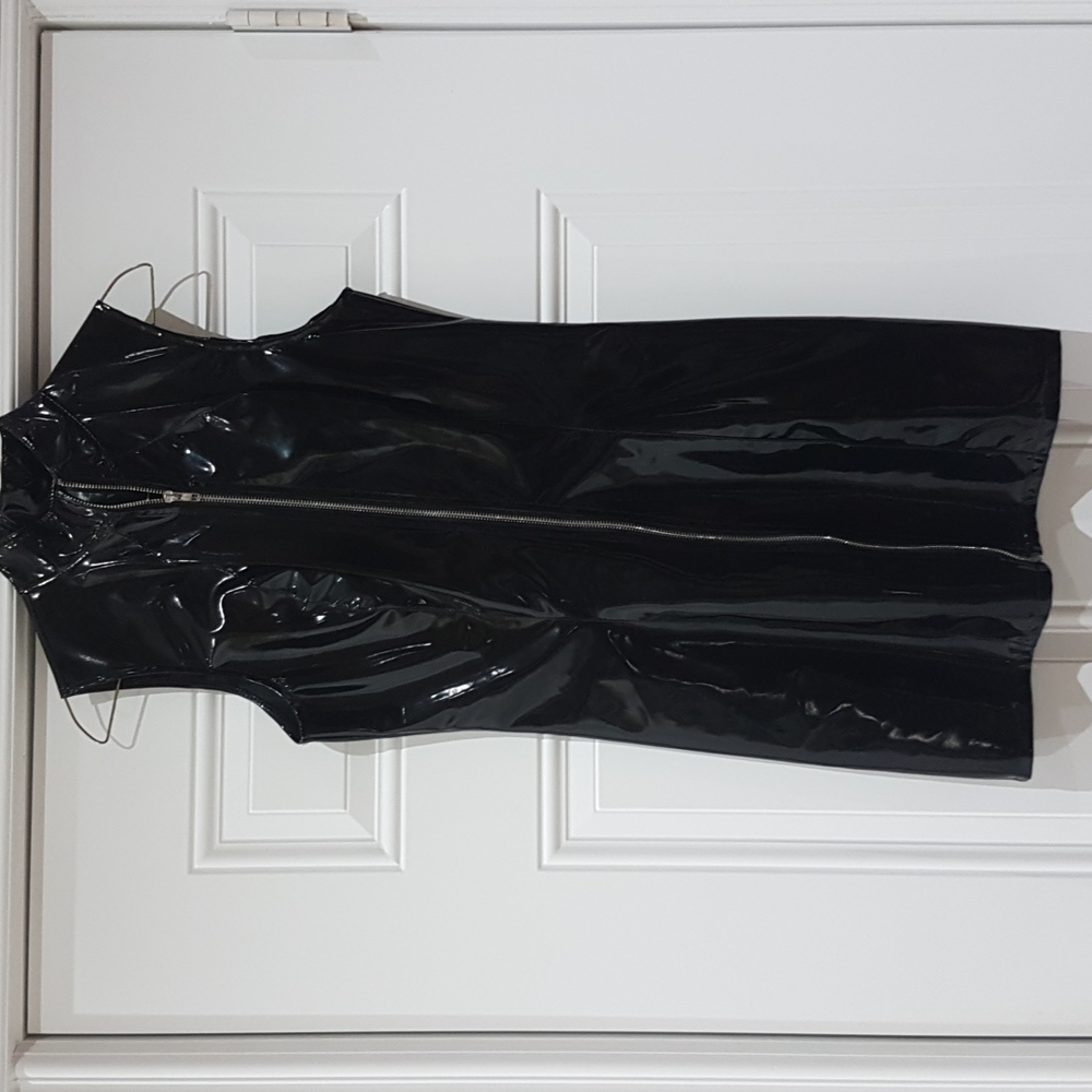 Vinal Dress